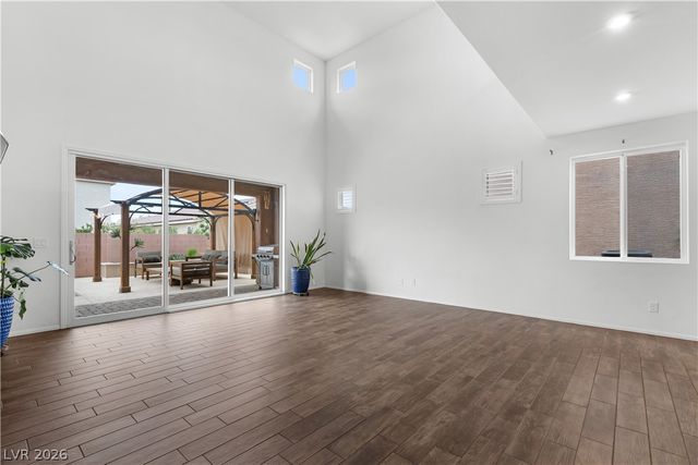 4921 Silent Birch Avenue, Las Vegas, NV 89131