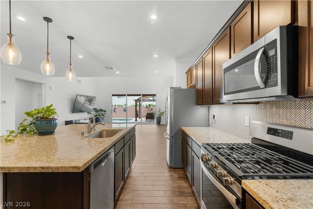4921 Silent Birch Avenue, Las Vegas, NV 89131