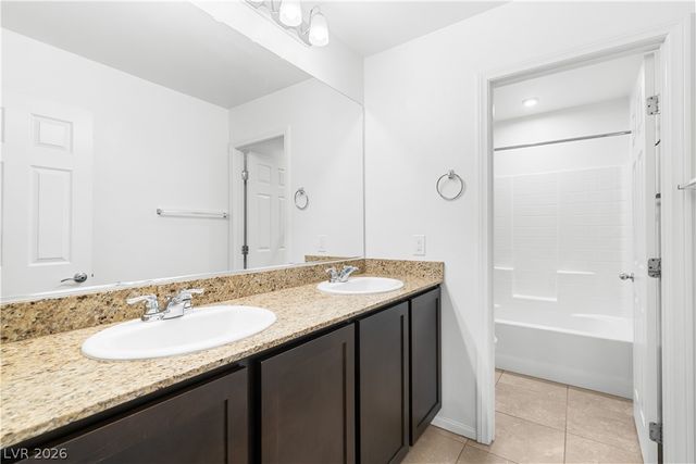 4921 Silent Birch Avenue, Las Vegas, NV 89131