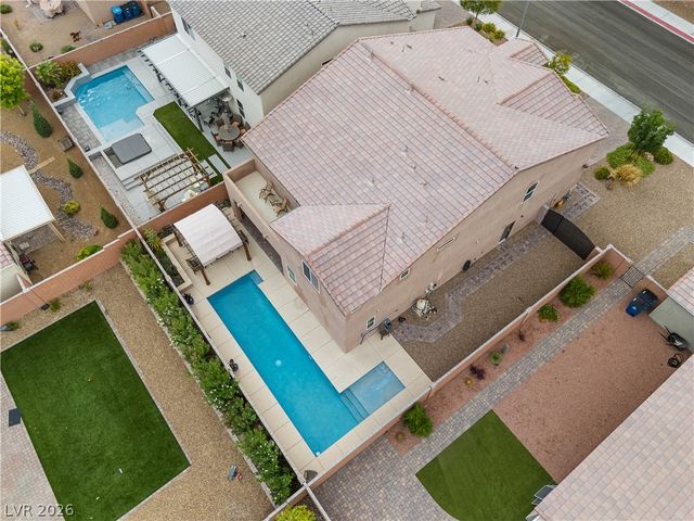 4921 Silent Birch Avenue, Las Vegas, NV 89131