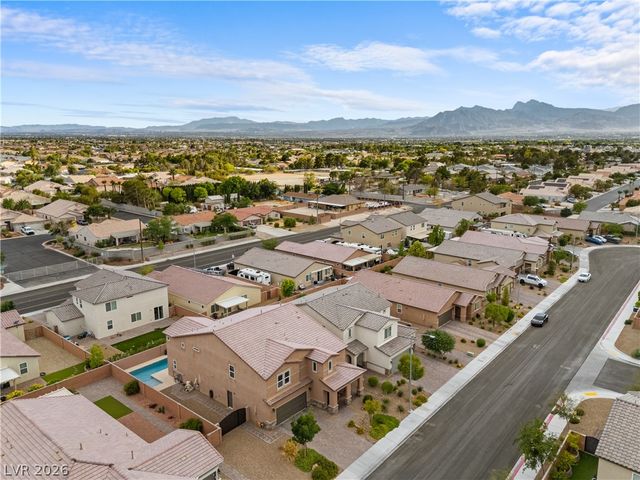 4921 Silent Birch Avenue, Las Vegas, NV 89131