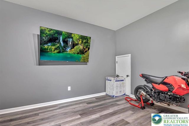 401 Pierce Lane, Smithfield Twp, PA 18301