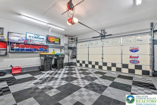 401 Pierce Lane, Smithfield Twp, PA 18301