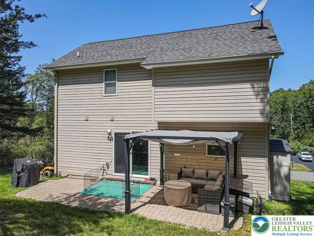 401 Pierce Lane, Smithfield Twp, PA 18301