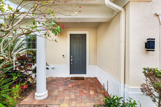 9460 Wrangler Drive, Lake Worth, FL 33467