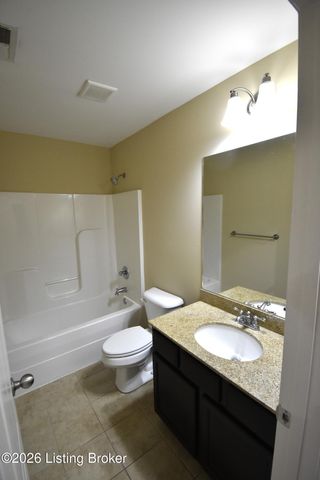 17811 Birch Bend Cir, Louisville, KY 40023