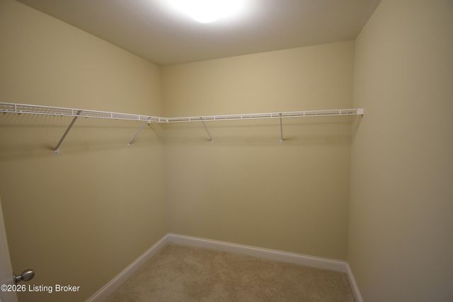 17811 Birch Bend Cir, Louisville, KY 40023