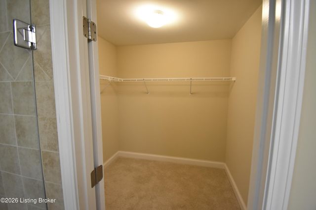 17811 Birch Bend Cir, Louisville, KY 40023