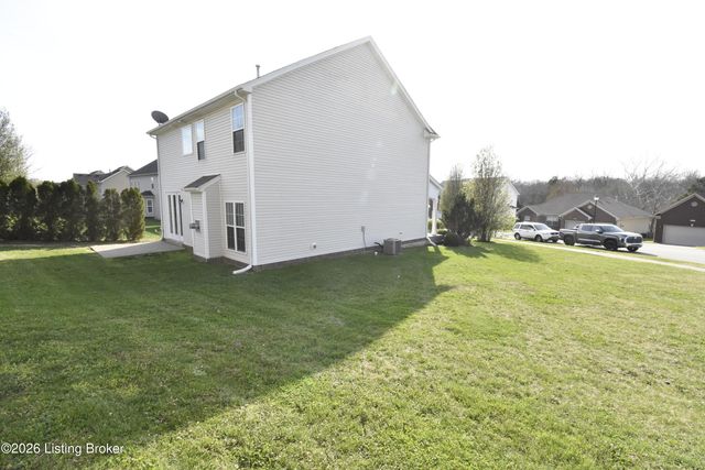 17811 Birch Bend Cir, Louisville, KY 40023