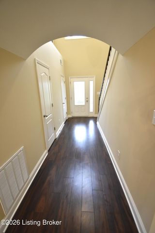 17811 Birch Bend Cir, Louisville, KY 40023