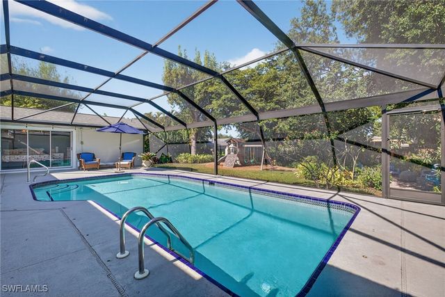 1343 Jambalana LN, Fort Myers, FL 33901