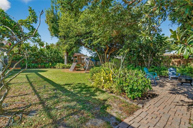 1343 Jambalana LN, Fort Myers, FL 33901