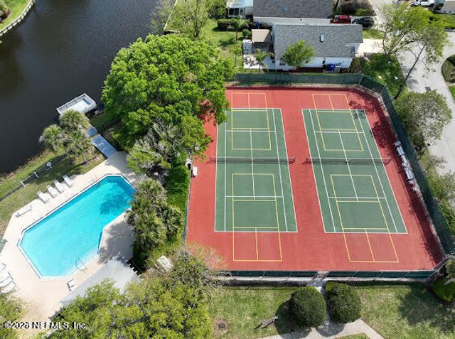 423 LA RESERVE Circle, Ponte Vedra Beach, FL 32082