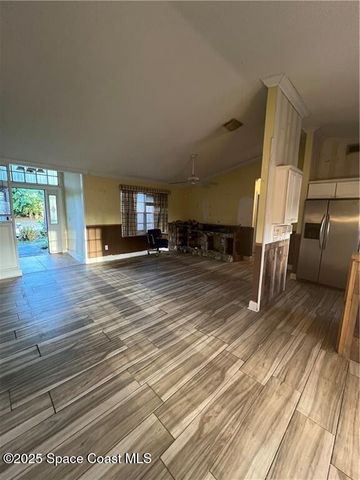 1300 Eldron Boulevard SE, Palm Bay, FL 32909