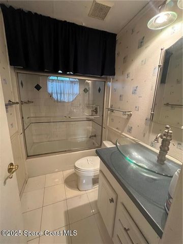 1300 Eldron Boulevard SE, Palm Bay, FL 32909
