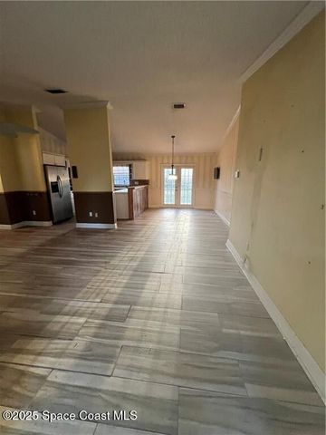 1300 Eldron Boulevard SE, Palm Bay, FL 32909