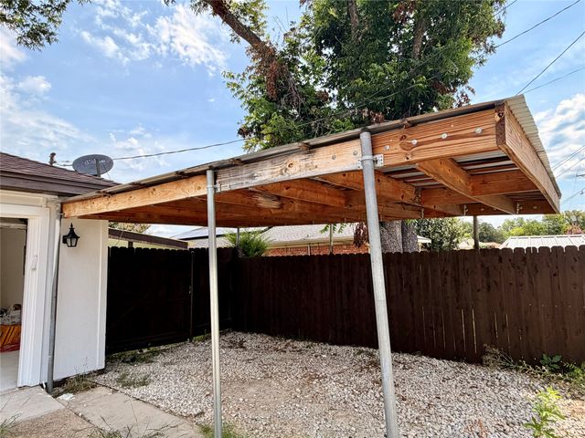 1430 Bardfield Ave, Garland, TX 75041