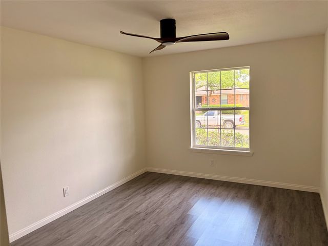 1430 Bardfield Ave, Garland, TX 75041