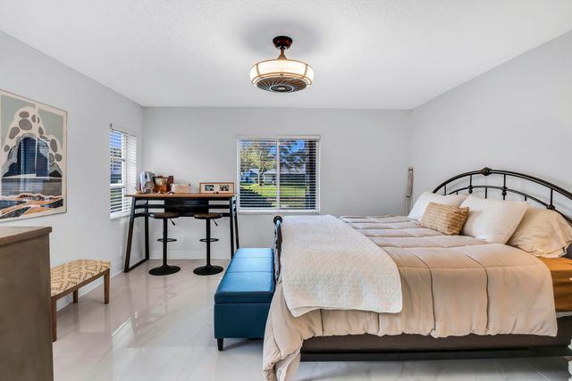 8948 Meadowlark Way, Boca Raton, FL 33496