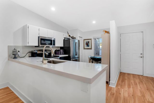 8948 Meadowlark Way, Boca Raton, FL 33496