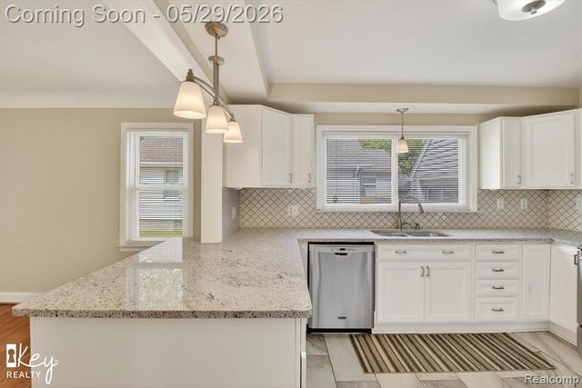 98 W Wabash Avenue, Belleville, MI 48111