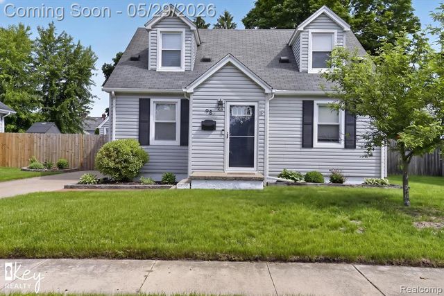 98 W Wabash Avenue, Belleville, MI 48111