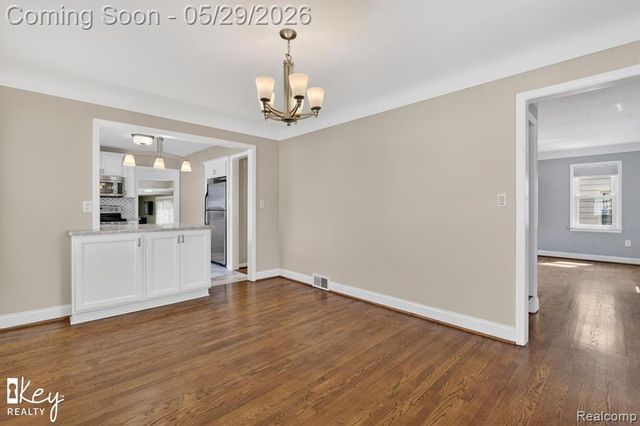 98 W Wabash Avenue, Belleville, MI 48111