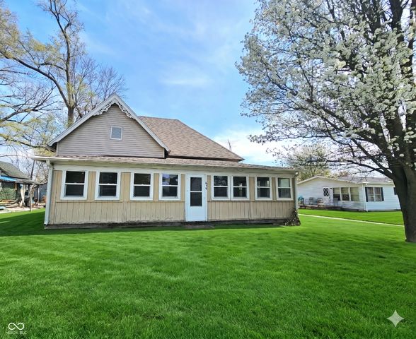 415 N Independence Street, Windfall, IN 46076