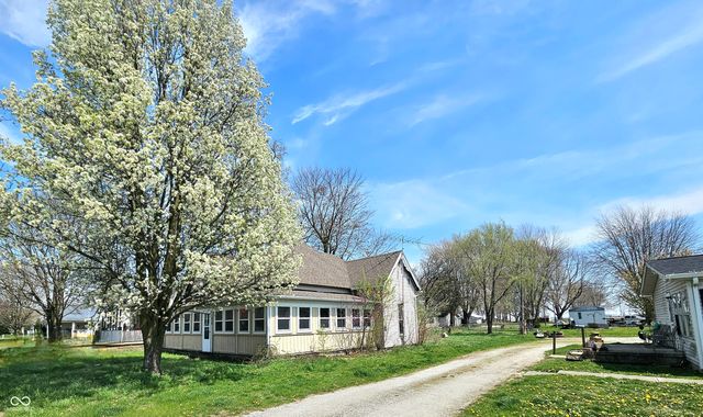 415 N Independence Street, Windfall, IN 46076
