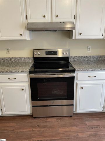 102 Heritage West Court, Greenwood, SC 29646