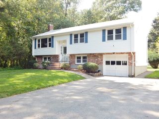 41 N Winnifred Rd, Brockton, MA 02301