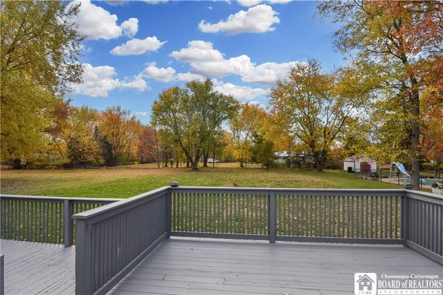 97 Seymour Street, Pomfret, NY 14063