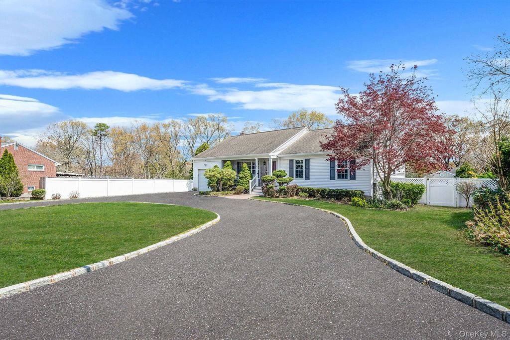 105 Horseblock Road, Centereach, NY 11720