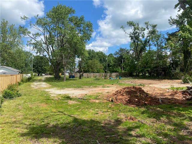 Lot 15 NW 9th Street, Bentonville, AR 72712