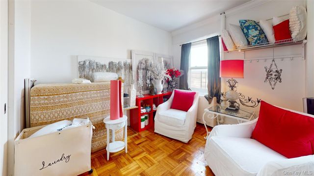 3 Fordham Hill Oval 8B, Bronx, NY 10468