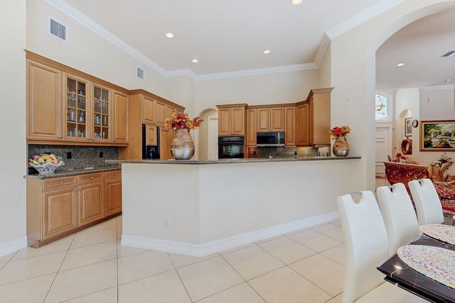 11065 Canary Island Court, Plantation, FL 33324