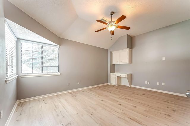 16018 Conners Ace Drive, Spring, TX 77379