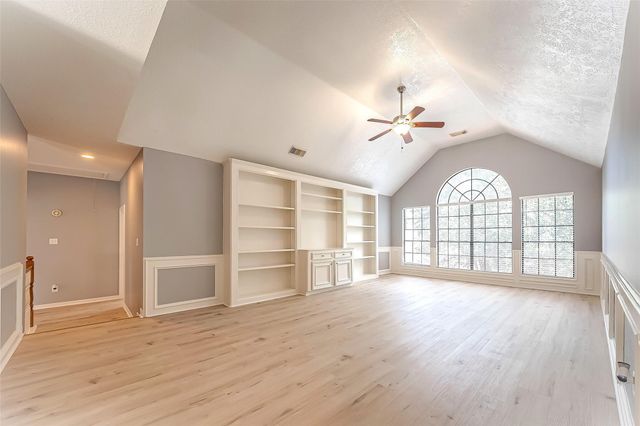 16018 Conners Ace Drive, Spring, TX 77379