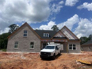 1033 Sunfield Drive, Prattville, AL 36066