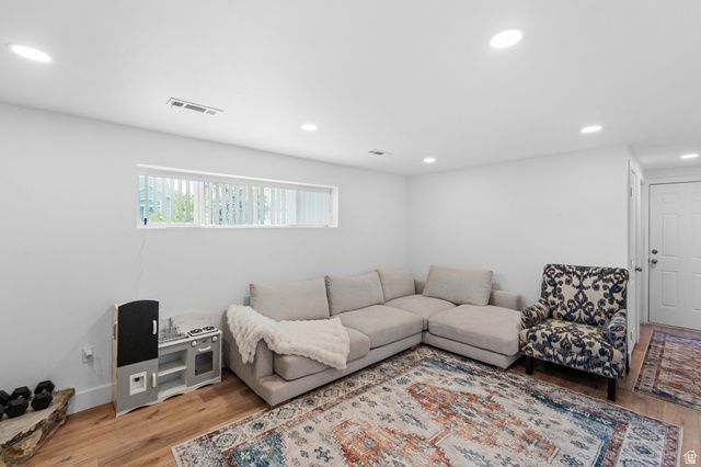 7147 S PONDEROSA DR, Cottonwood Heights, UT 84121