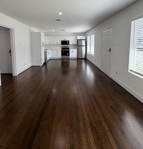 1976 W Mckinney Street, Houston, TX 77019