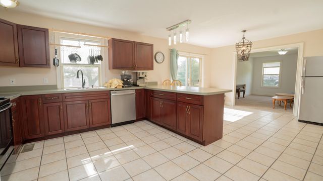 2320 Worthington Drive 2320 Worthington Drive, Troy, OH 45373