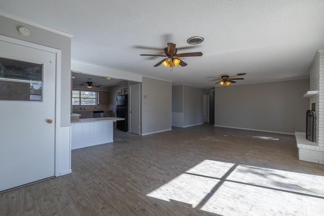 725 7th Street, Wolfforth, TX 79382