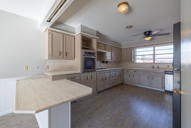 725 7th Street, Wolfforth, TX 79382