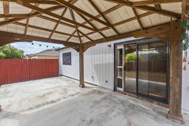 2610 BUFFALO PASS DR, San Antonio, TX 78245