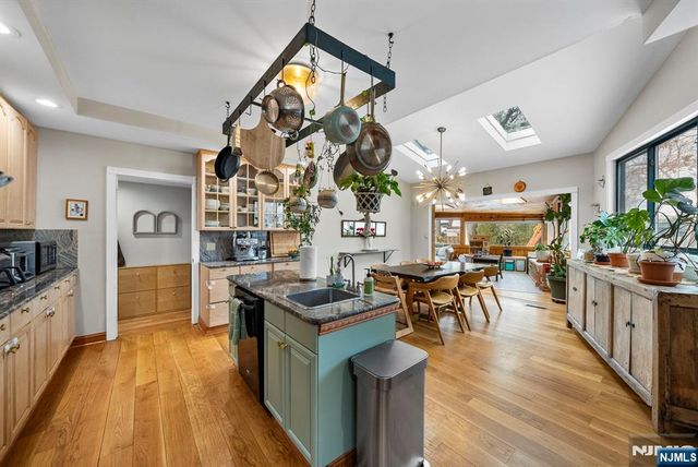 127 Hillside Avenue, Cresskill, NJ 07626