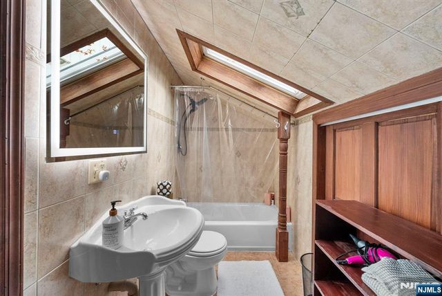 127 Hillside Avenue, Cresskill, NJ 07626