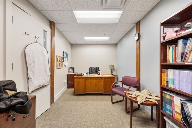 61 Cedar Avenue 6, East Greenwich, RI 02818