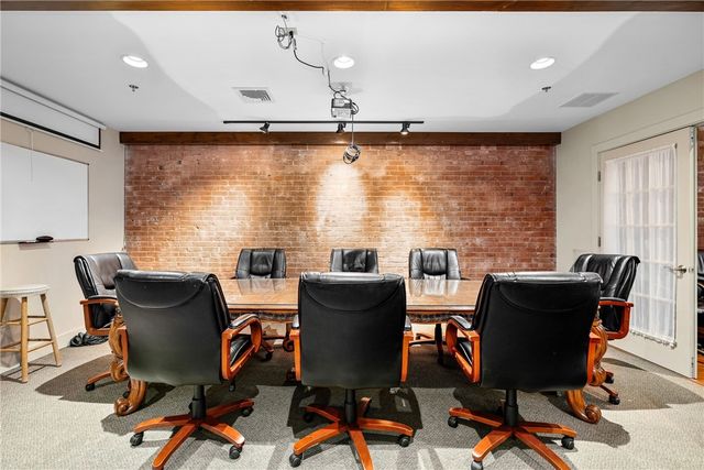 61 Cedar Avenue 6, East Greenwich, RI 02818