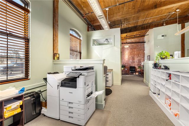 61 Cedar Avenue 6, East Greenwich, RI 02818